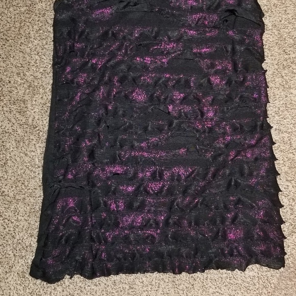 Sparkly Ruffled Tank Top - Picture 2 of 2